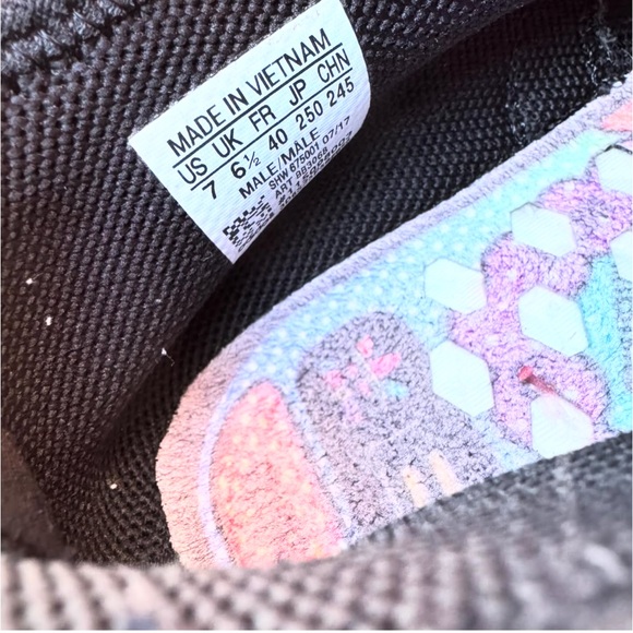 Adidas x Pharrell “Human Species” NMD Human Race in men’s size 7 or women’s 8.5 - Picture 7 of 10